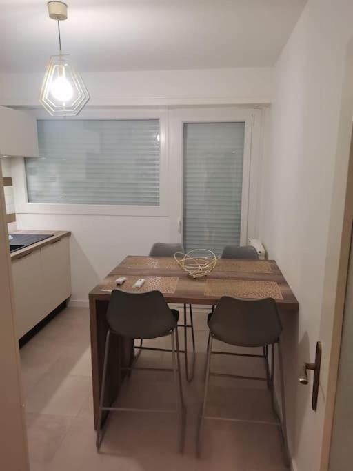 Superbe Appartement Neuf Et Moderne. Pau Εξωτερικό φωτογραφία